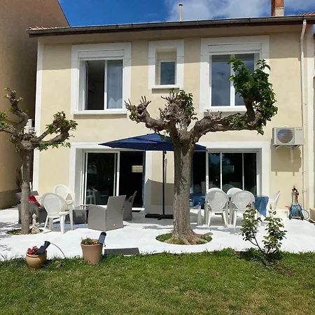 Agreable Maison De , Proche De La Mer.