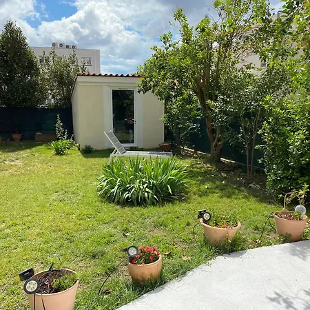 Villa Agreable Maison De , Proche De La Mer.