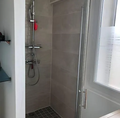 Agreable Maison Avec Jardin Et Terrasse Villa *